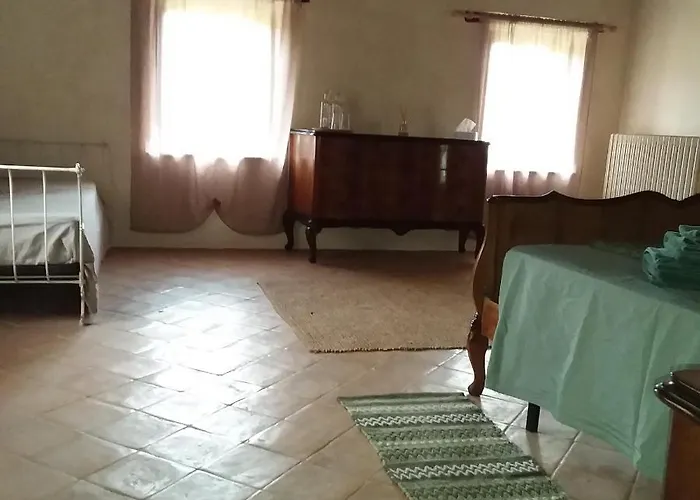 Alojamento de Acomodação e Pequeno-almoço Casale Ormano